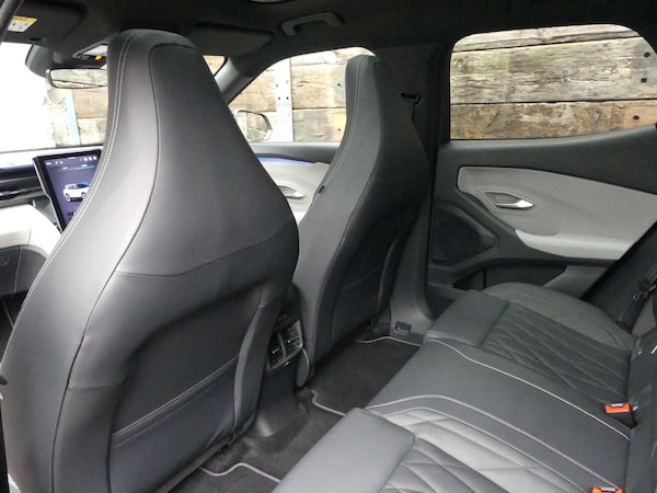 Used Ford Explorer 2024 for sale - 76263527: Photo 40