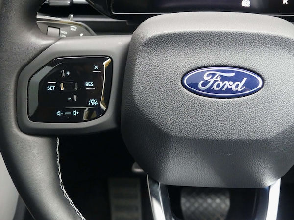 Used Ford Explorer 2024 for sale - 76263527: Photo 54