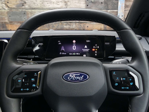 Used Ford Explorer 2024 for sale - 76263527: Photo 64