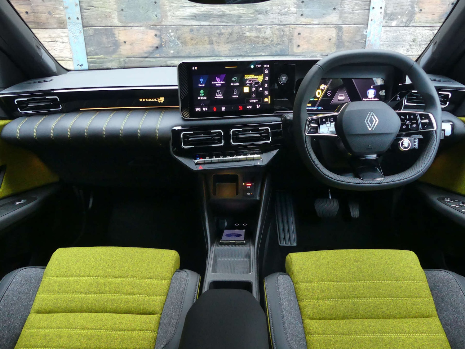 Used Renault 5 2025 for sale - 76577492: Photo 2