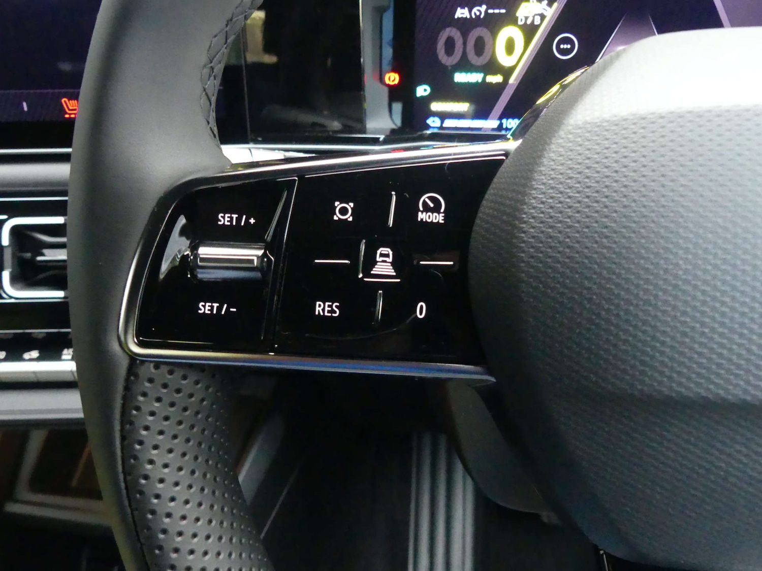 Used Renault 5 2025 for sale - 76577492: Photo 68