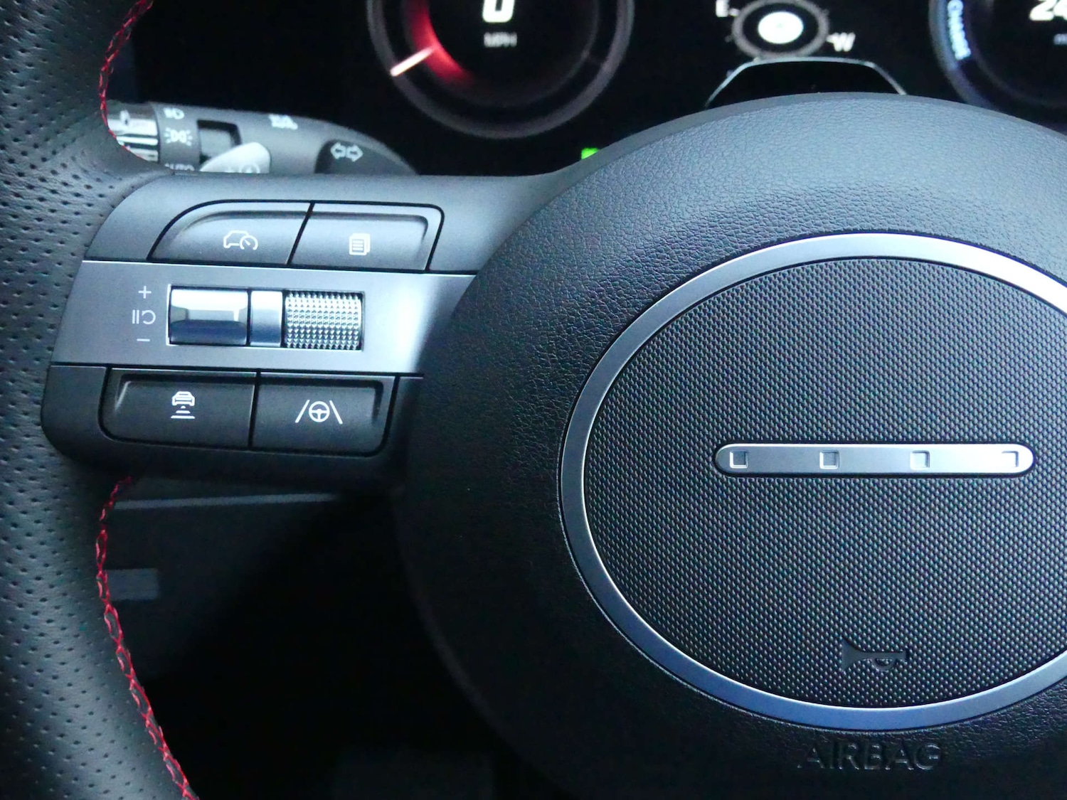 Used Hyundai KONA 2025 for sale - 77262724: Photo 47