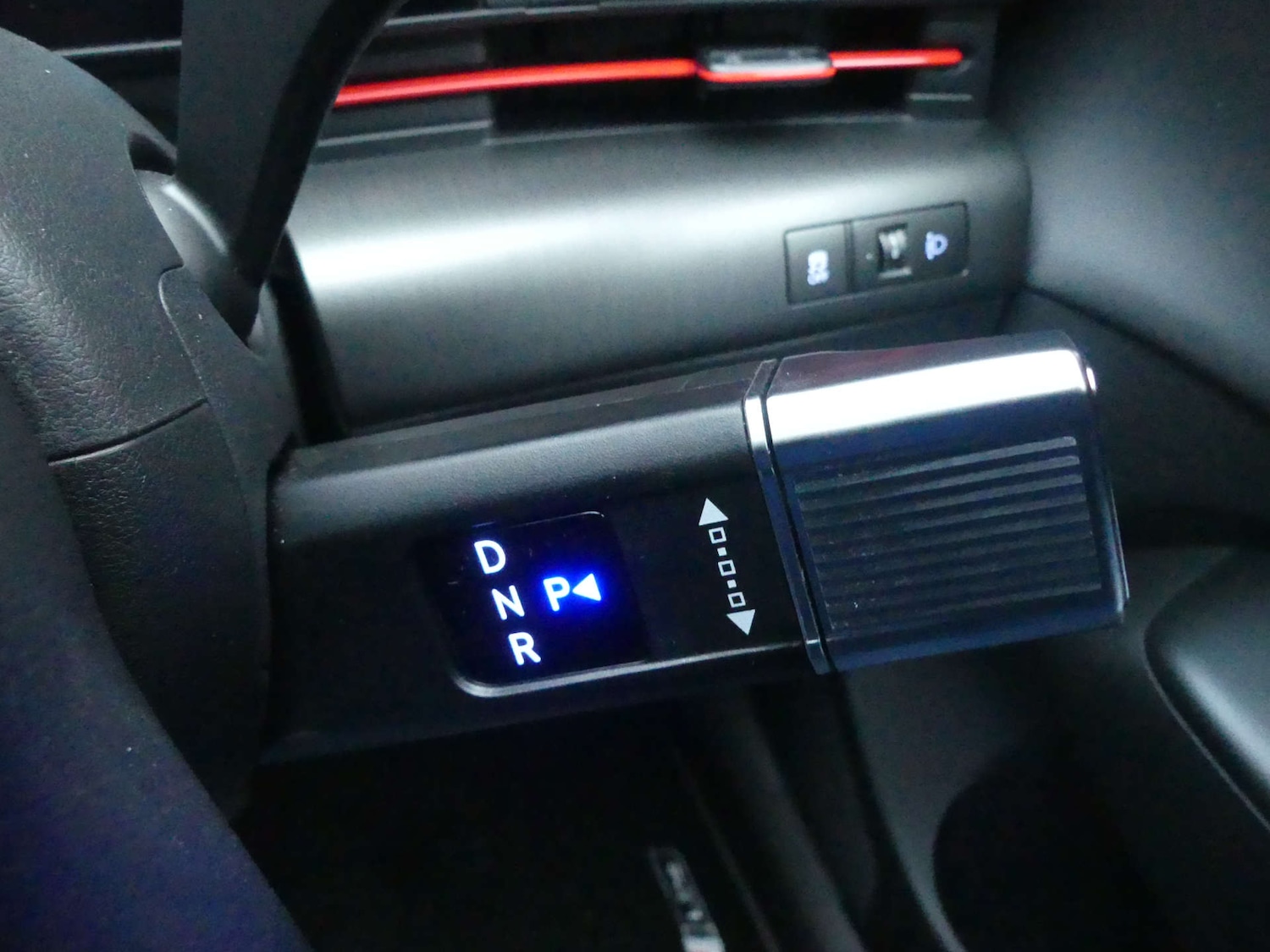 Used Hyundai KONA 2025 for sale - 77262724: Photo 75