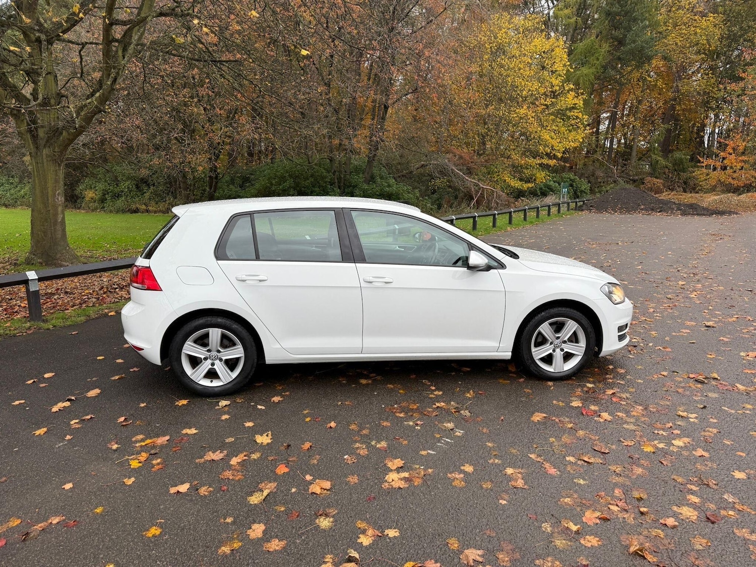 Used Volkswagen Golf 2015 for sale - 76715094: Photo 9