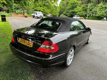 Used Mercedes-Benz CLK 2009 for sale - 76122305: Photo