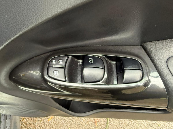 Used Nissan Juke 2015 for sale - 76247315: Photo 12