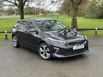 Used Kia Ceed 2019 for sale - 78733443: Photo