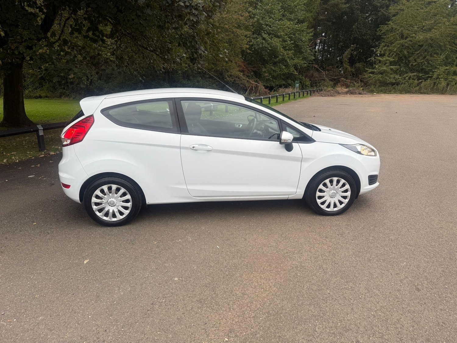 Used Ford Fiesta 2013 for sale - 76269748: Photo 9