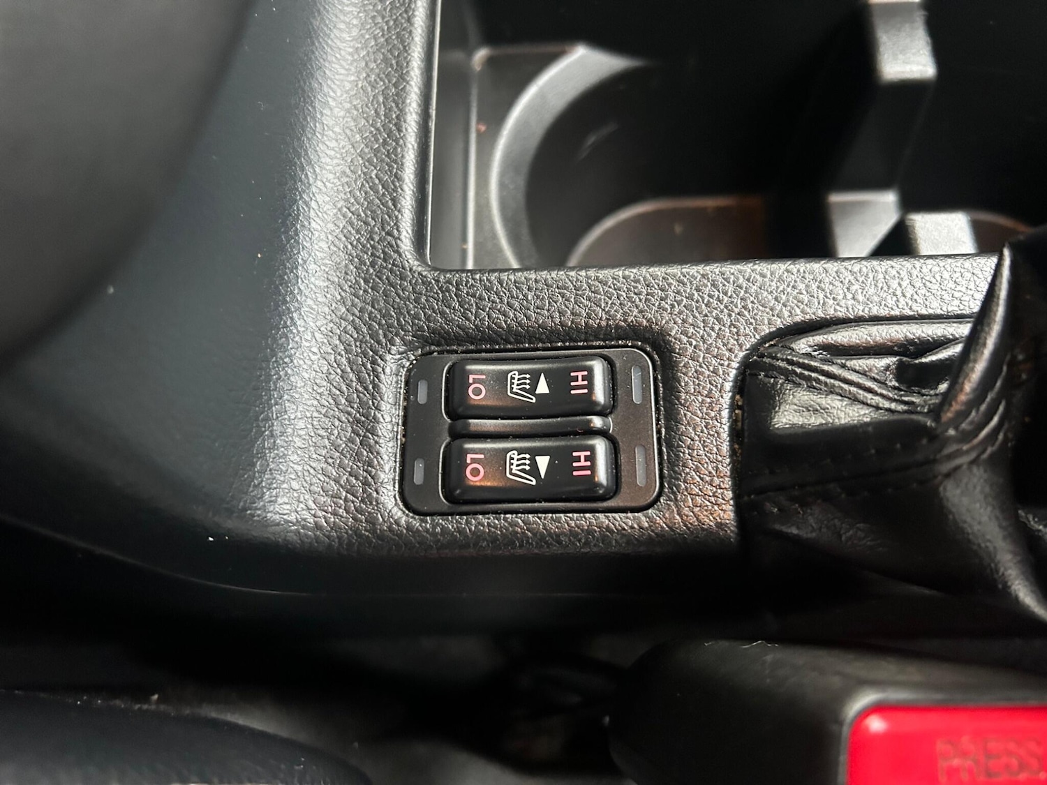 Used Subaru XV 2012 for sale - 77130941: Photo 17