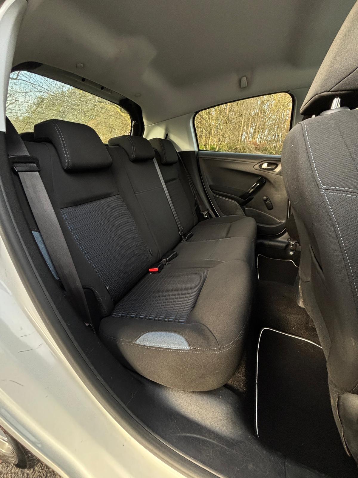 Used Peugeot 208 2012 for sale - 76666844: Photo 12