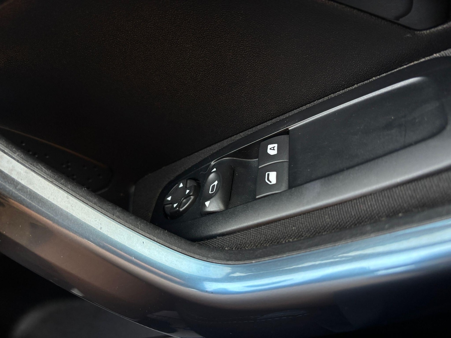 Used Peugeot 208 2012 for sale - 76666844: Photo 13