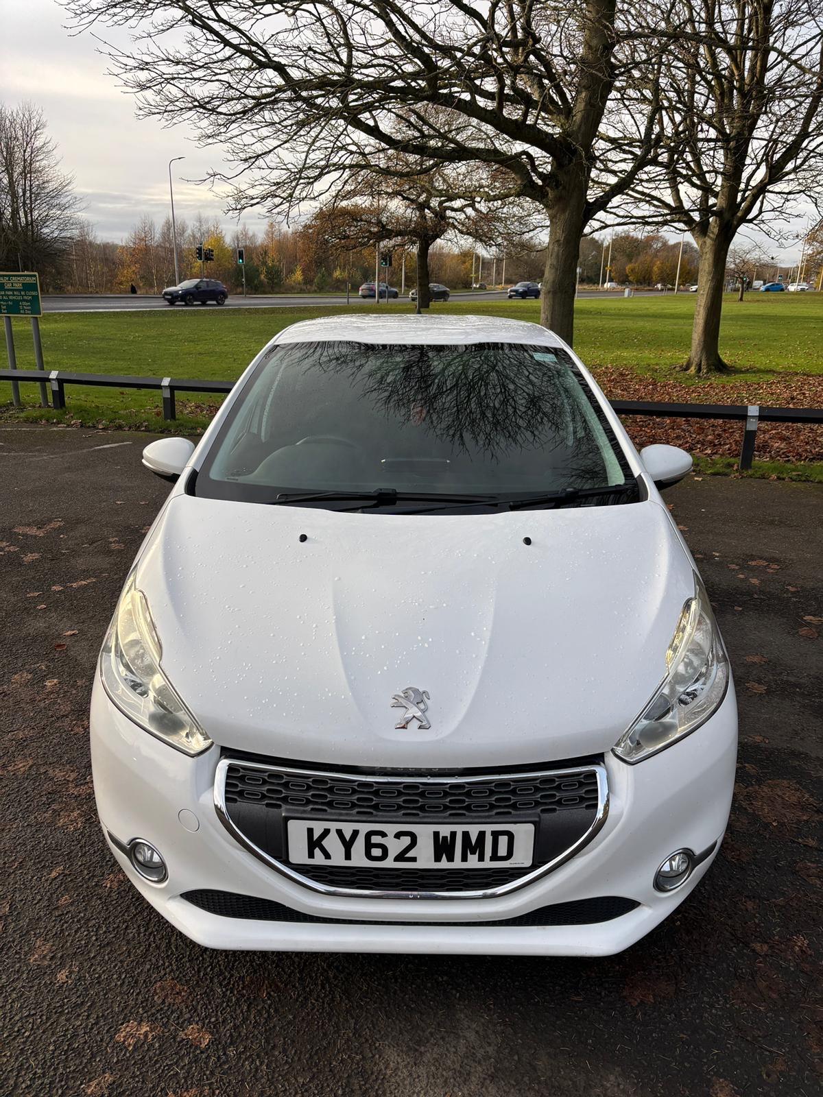 Used Peugeot 208 2012 for sale - 76666844: Photo 2