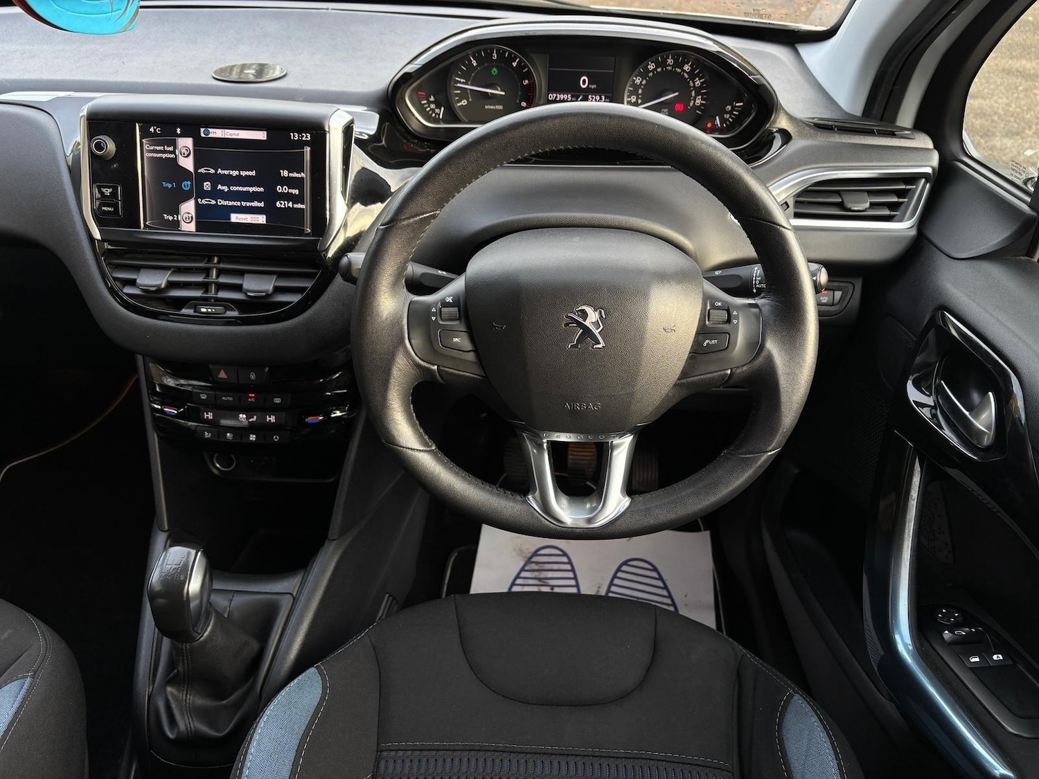 Used Peugeot 208 2012 for sale - 76666844: Photo 20