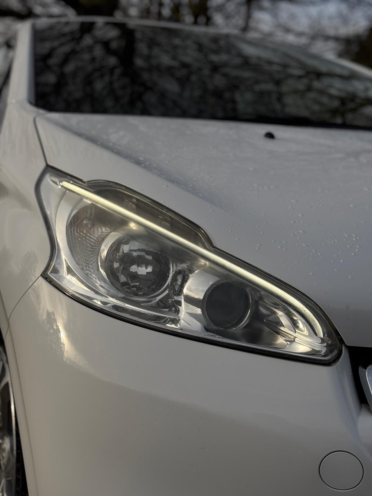 Used Peugeot 208 2012 for sale - 76666844: Photo 22