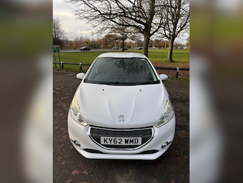 Used Peugeot 208 2012 for sale - 76666844: Photo