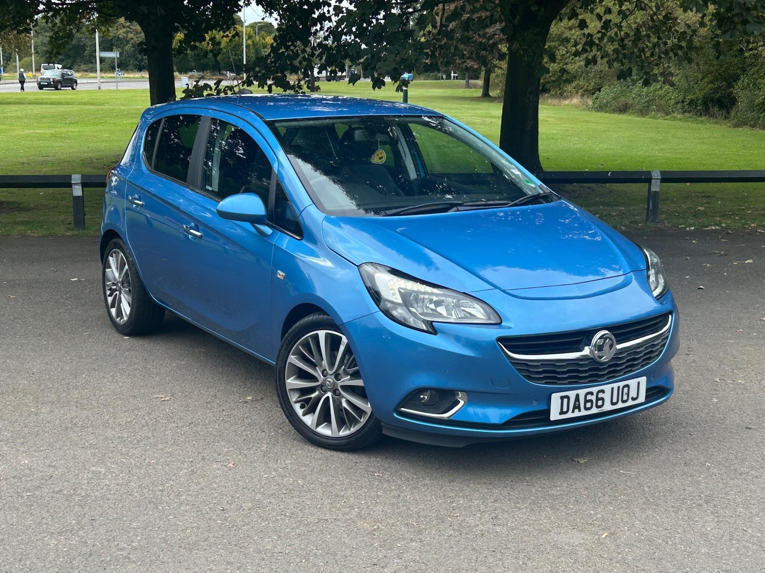 Used Vauxhall Corsa 2016 for sale - 76060978: Photo 1