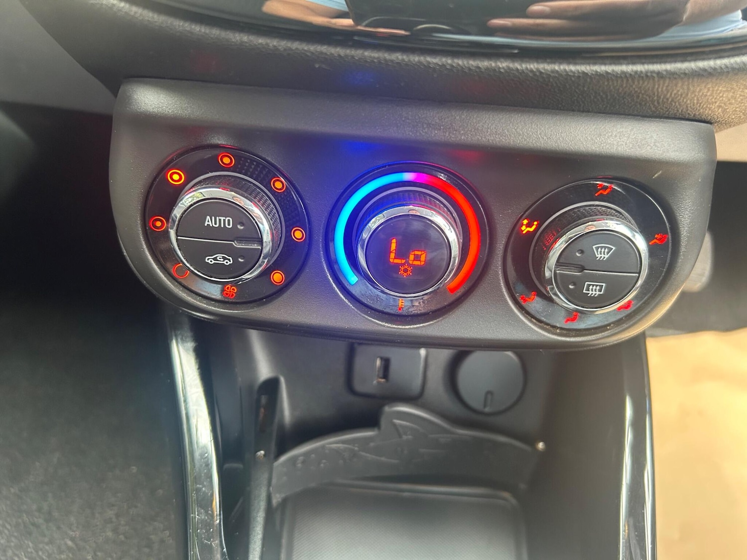 Used Vauxhall Corsa 2016 for sale - 76060978: Photo 23