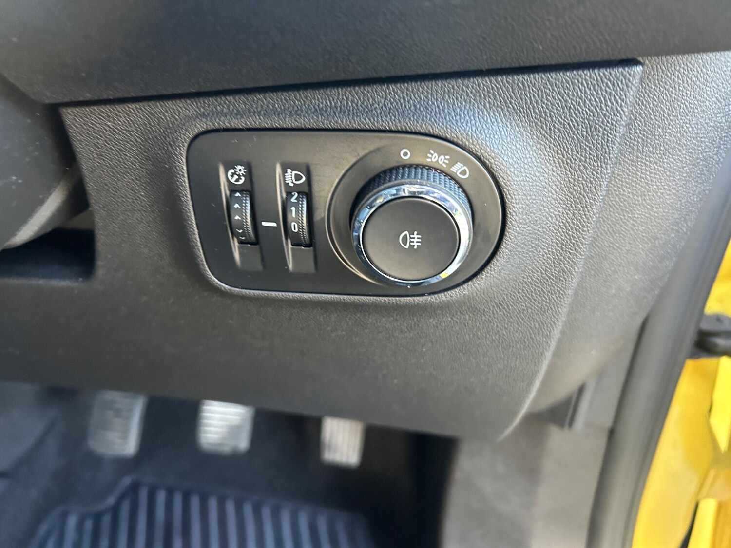 Used Vauxhall Corsa 2016 for sale - 77469397: Photo 18