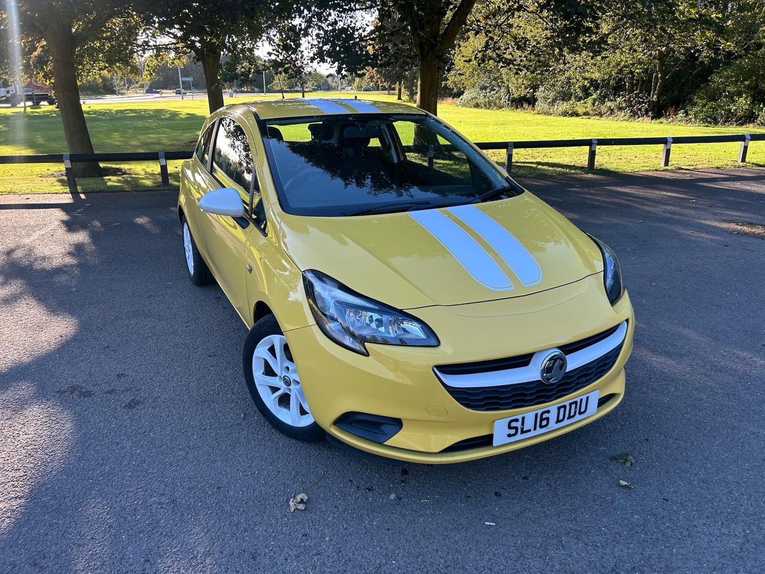 Used Vauxhall Corsa 2016 for sale - 77469397: Photo 2