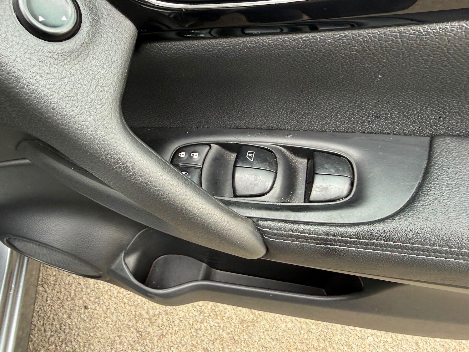 Used Nissan Qashqai for sale - 77926127: Photo 15