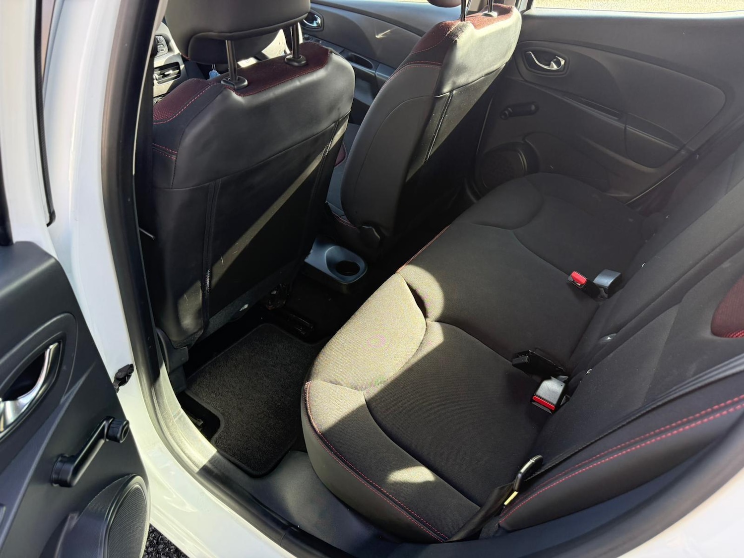 Used Renault Clio 2013 for sale - 77883061: Photo 13