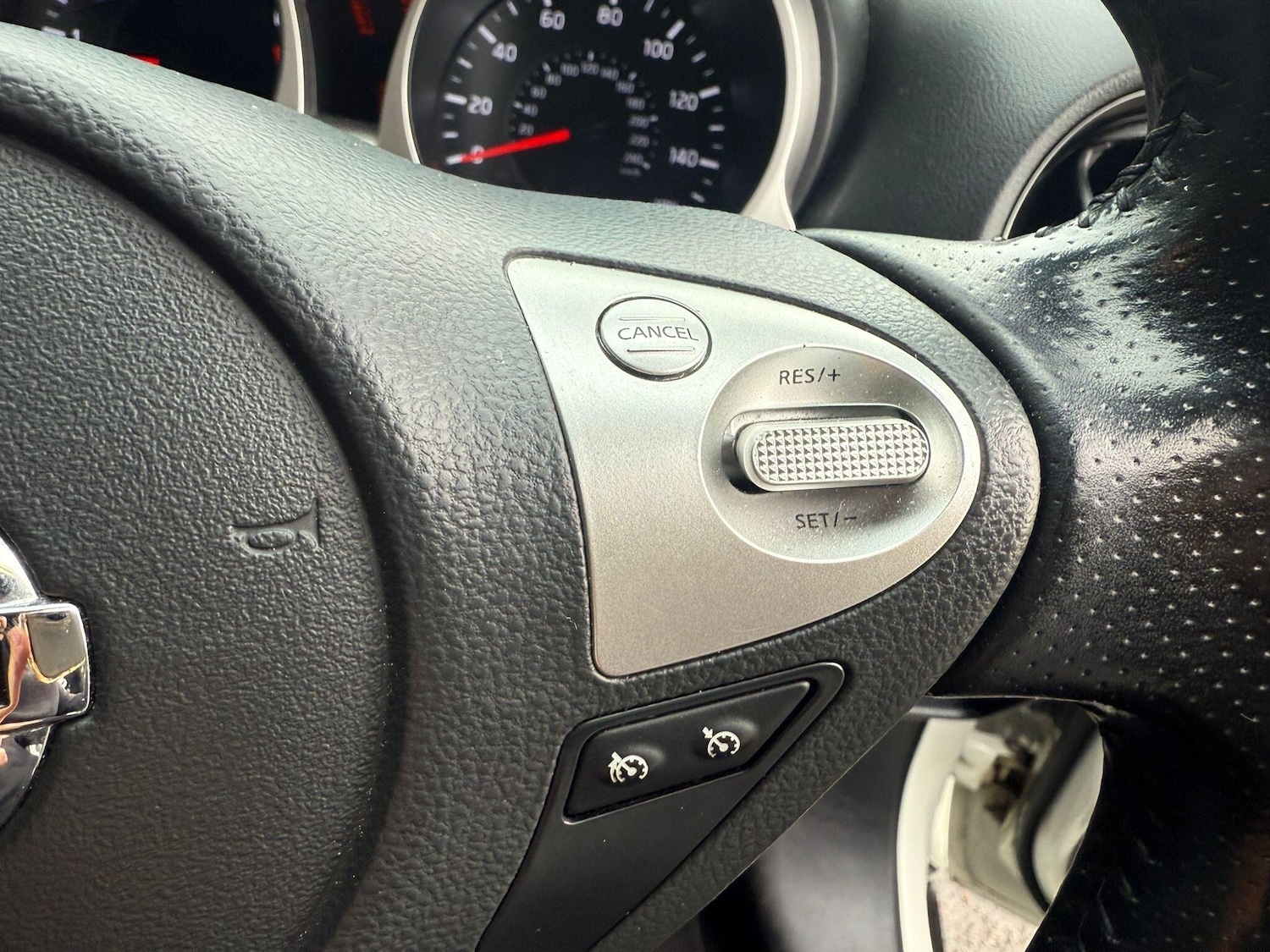 Used Nissan Juke 2015 for sale - 76538044: Photo 14