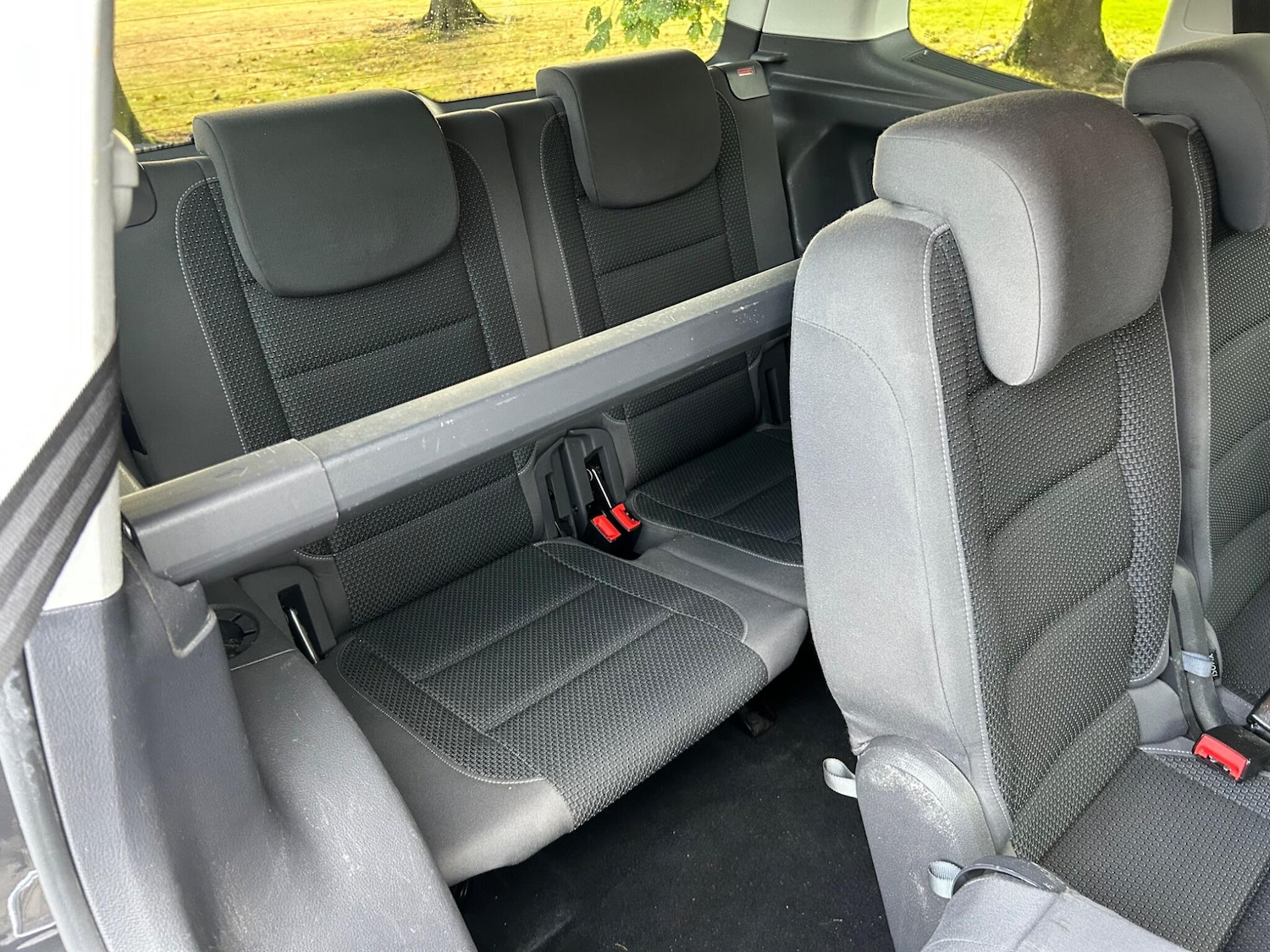 Used Volkswagen Touran 2013 for sale - 76059411: Photo 11