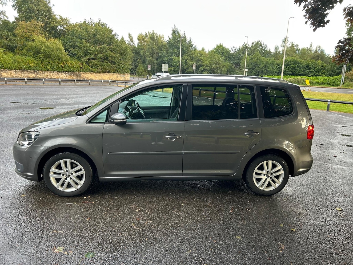 Used Volkswagen Touran 2013 for sale - 76059411: Photo 7