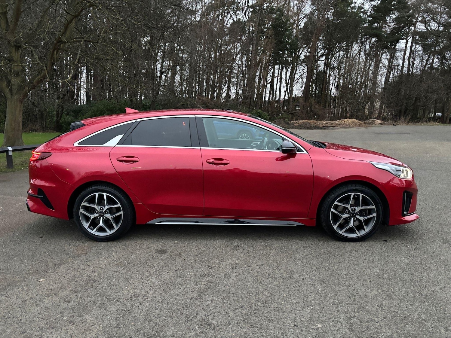 Used Kia Pro Ceed for sale - 77784318: Photo 2