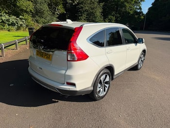 Used Honda CR-V 2018 for sale - 79659461: Photo
