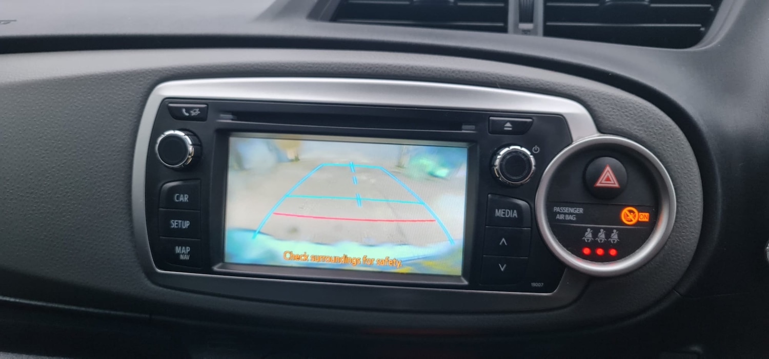 Used Toyota Yaris 2014 for sale - 77241769: Photo 10