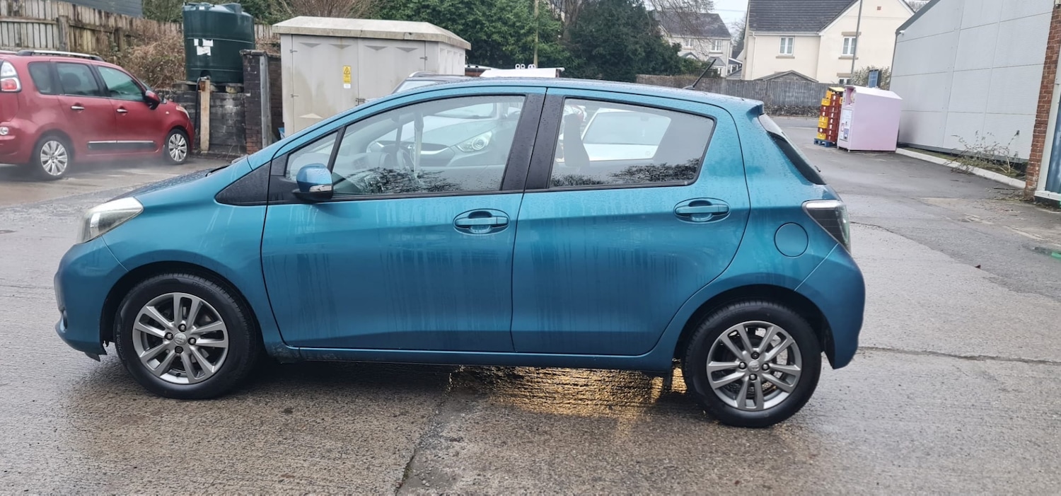 Used Toyota Yaris 2014 for sale - 77241769: Photo 5