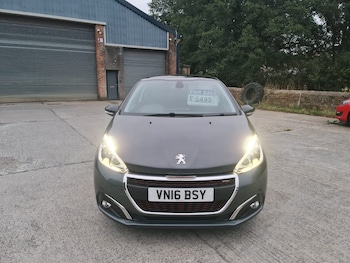 Used Peugeot 208 2016 for sale - 76262622: Photo 2