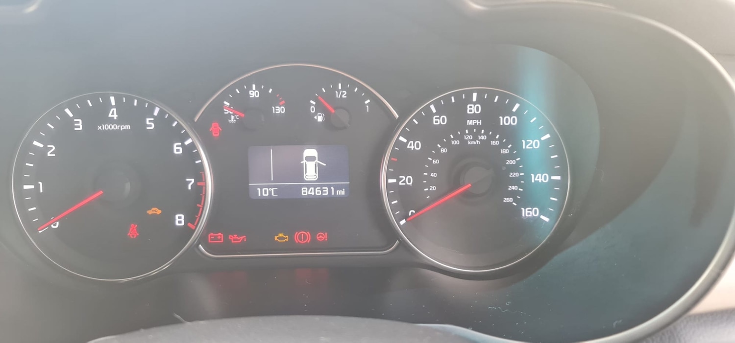 Used Kia Carens 2016 for sale - 77707350: Photo 11