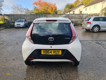 Used Toyota AYGO 2014 for sale - 76445116: Photo