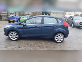 Used Ford Fiesta 2011 for sale - 77241808: Photo