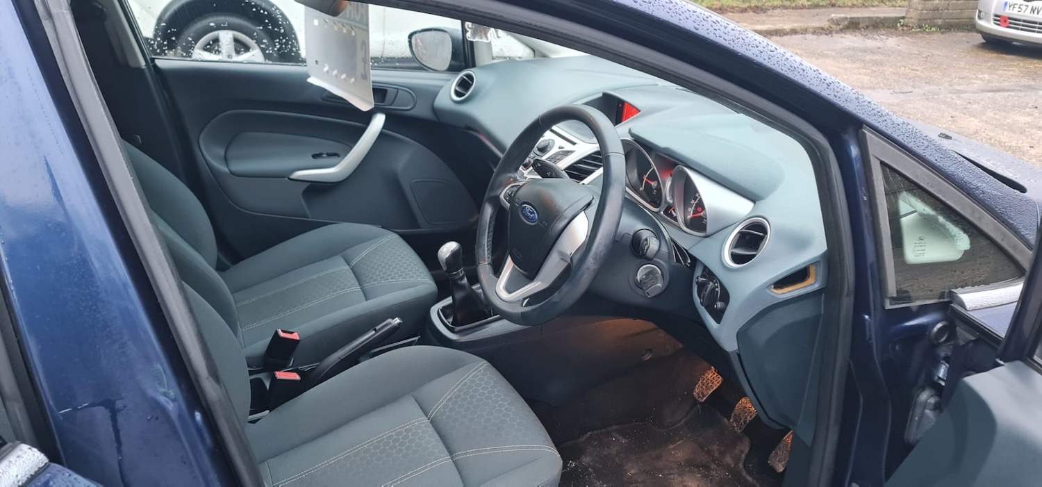 Used Ford Fiesta 2011 for sale - 77241808: Photo 7