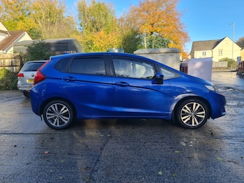 Used Honda Jazz 2017 for sale - 76445062: Photo