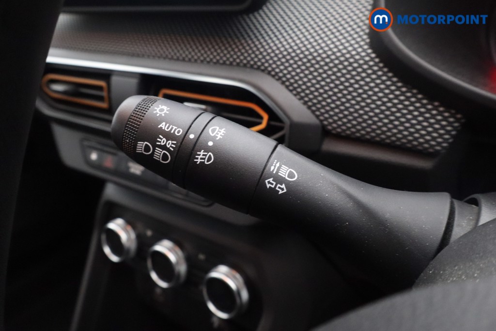 Used Dacia Sandero Stepway 2021 for sale - 77691838: Photo 25