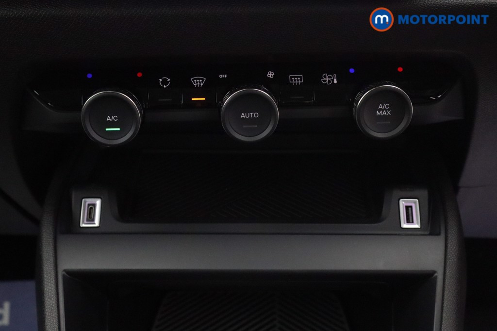 Used Citroen C4 2024 for sale - 77271809: Photo 11