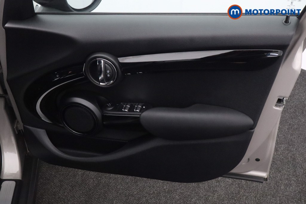 Used MINI Hatch 2021 for sale - 76862698: Photo 26