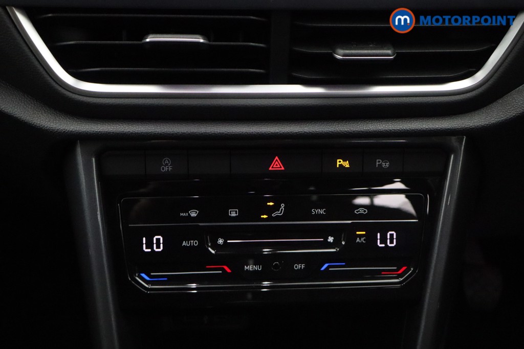 Used Volkswagen T-Roc 2022 for sale - 76972137: Photo 11