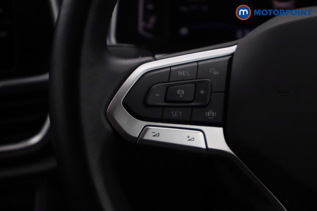 Used Volkswagen T-Roc 2022 for sale - 76972137: Photo 15