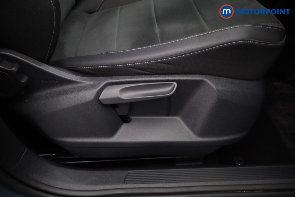 Used Volkswagen T-Roc 2022 for sale - 76972137: Photo 24