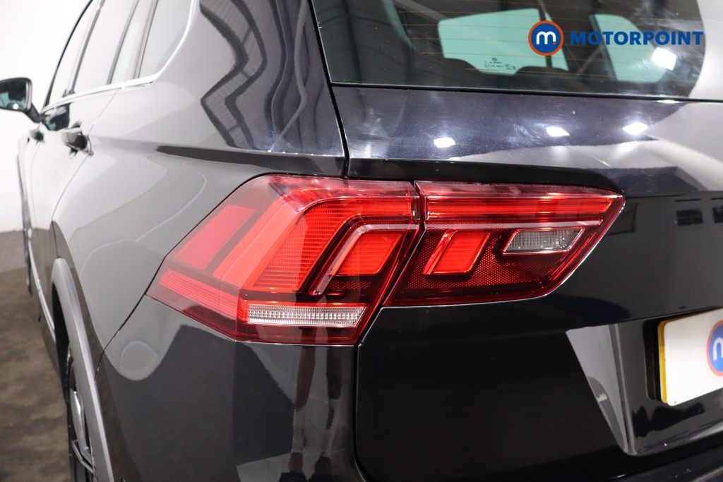 Used Volkswagen Tiguan 2021 for sale - 76545676: Photo 24