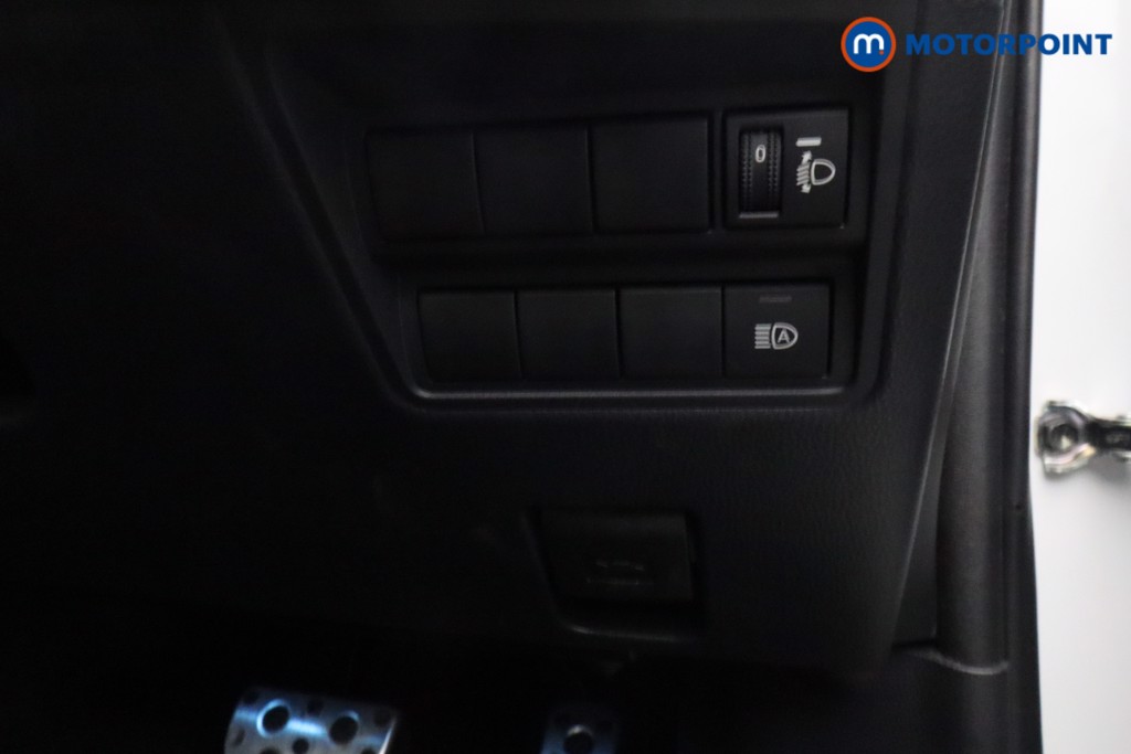 Used Toyota Yaris 2023 for sale - 77946624: Photo 28