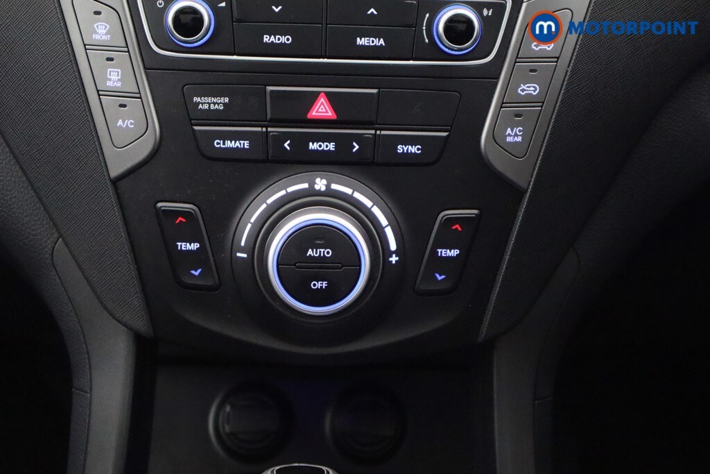 Used Hyundai Santa Fe 2018 for sale - 78078470: Photo 14