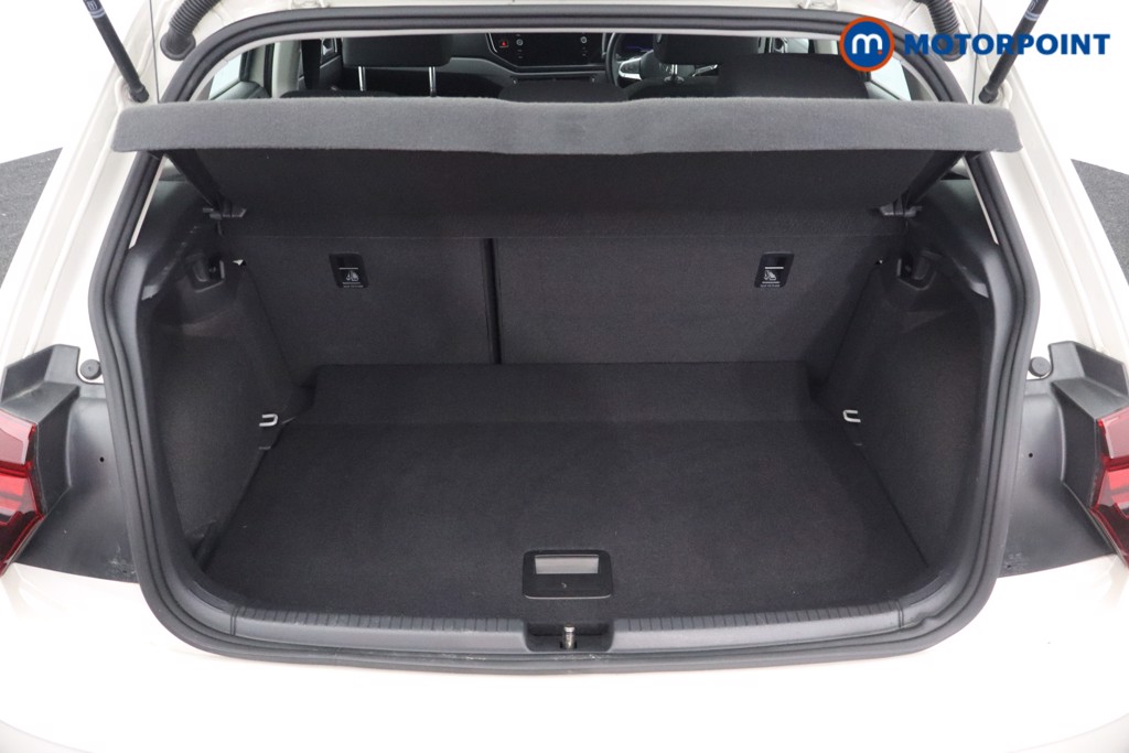 Used Volkswagen Polo 2022 for sale - 76682020: Photo 44