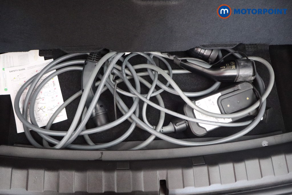 Used BMW 3 Series 2024 for sale - 76697216: Photo 40