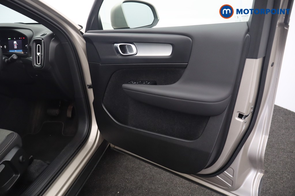 Used Volvo XC40 2024 for sale - 78197052: Photo 23